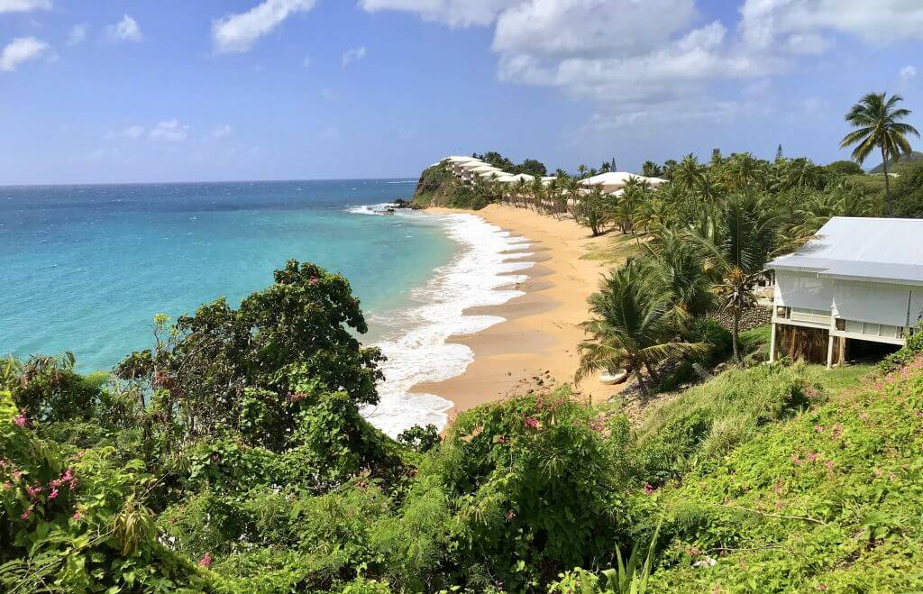 Karibik-Traumstrand-Karnagio-Antigua